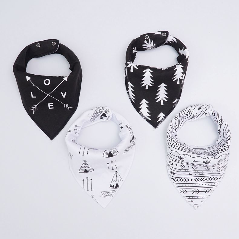 Un ensemble de bavettes